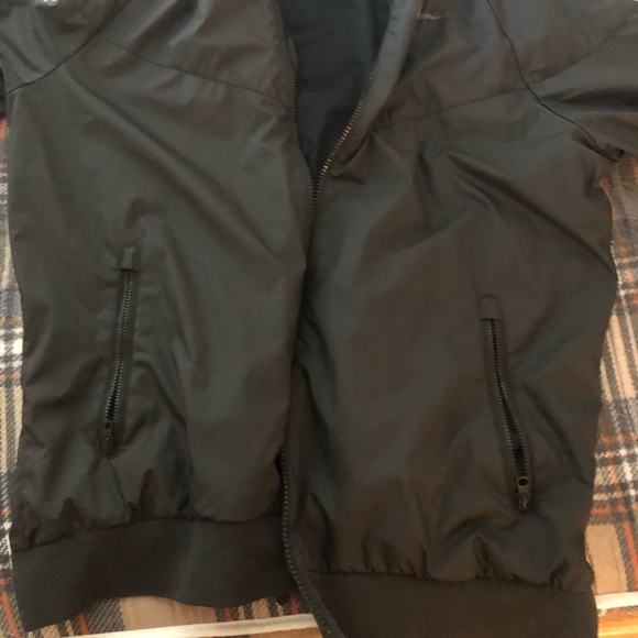 Nike reflective rain jacket - Picture 4 of 6